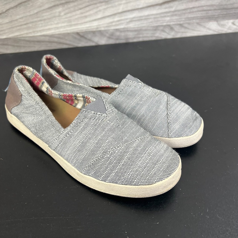 Toms Slip-On Shoes Womens Size 8.5 Grayish Blue Textured Comfort Causal Beachy